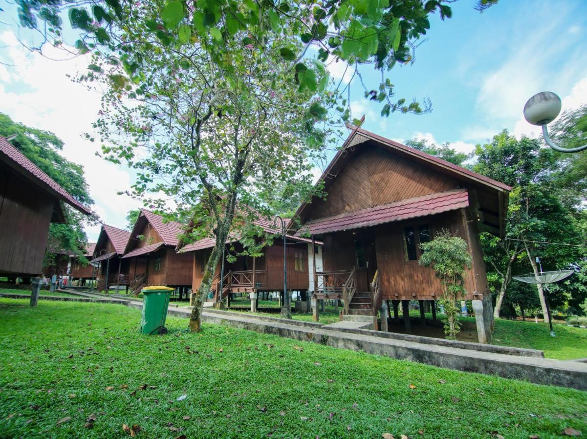 Oyo 3475 Villa Ex Mtq Pagaralam Luaran gambar