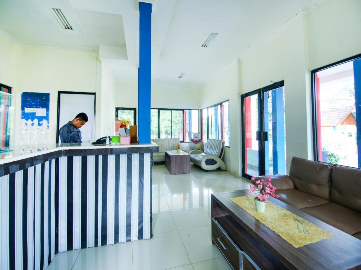 Oyo 3475 Villa Ex Mtq Pagaralam Luaran gambar